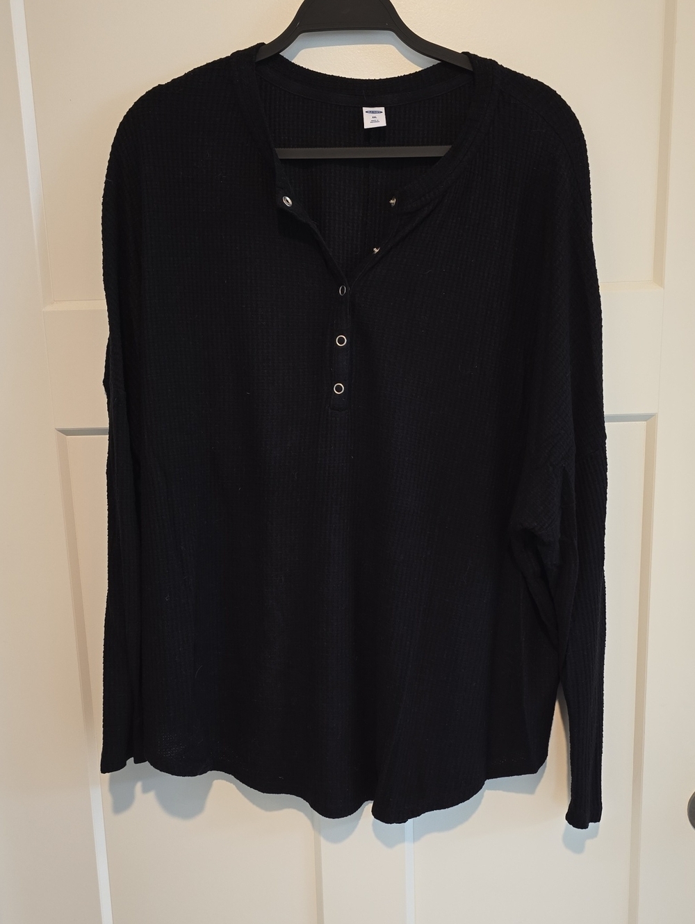 Old Navy Black Long-Sleeve Waffle Henley Top